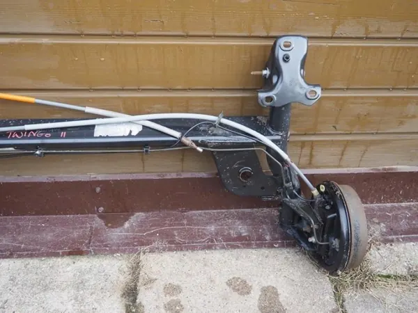 OEM OŚ BELKA TYLNA BĘBNY Bakaxel för Renault Twingo II image 3