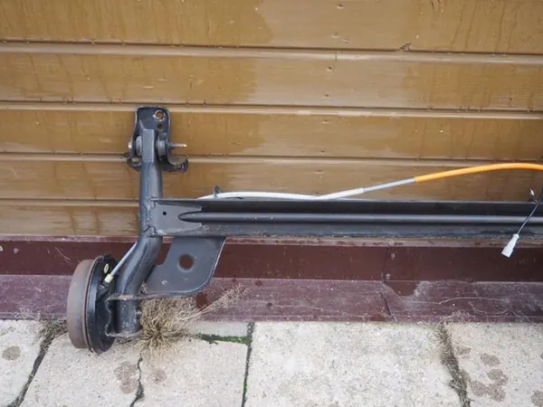 OEM OŚ BELKA TYLNA BĘBNY Bakaxel för Renault Twingo II image 7