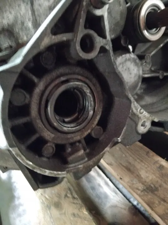 Boîte de vitesses manuelle HYUNDAI I40 1.7 CRDI - Pièce OEM image 4