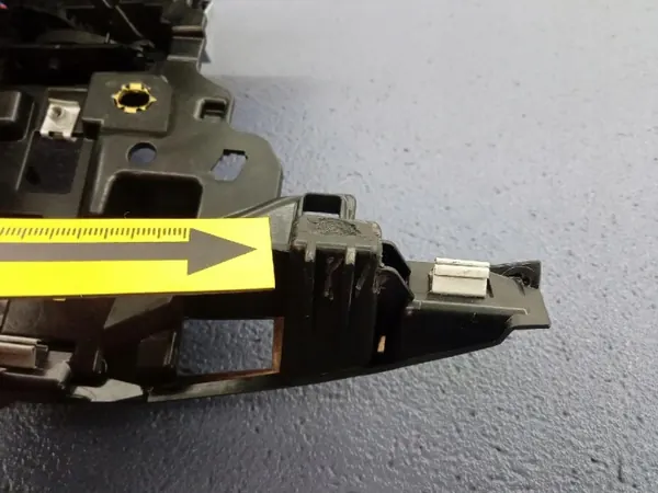 Grelha Audi OE OEM Ambit-985820- Estado Usado image 9