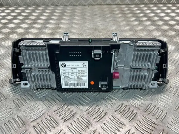 Écran navigation BMW OEM 9247870 pour 5 GT F07 image 5