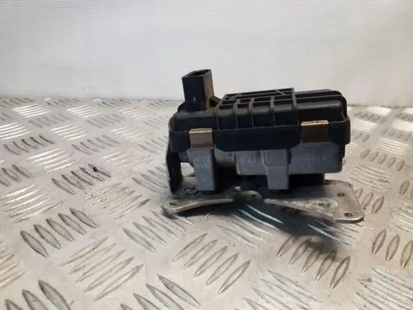 Audi OE 767649 Actuador Turbo - Usado image 3