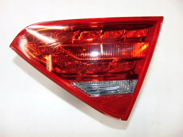 Luz trasera LED derecha AUDI A5 8T0945094A image 3