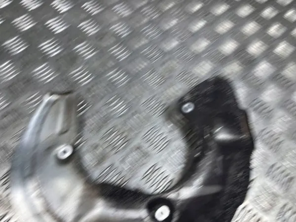 Écran de disque de frein avant droit OEM 6854974 image 10