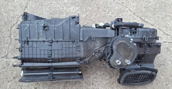 Aquecedor Completo OEM BZC1904 para Nissan Navara D23 image 2