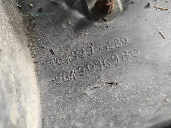 PEUGEOT 206 PAS PRZEDNI WZMOCNIENIE WENTYLATOR OEM image 4