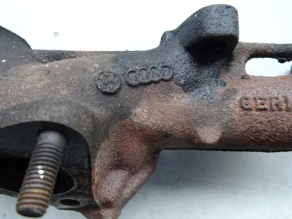 Collecteur d'échappement VW OEM 028253033 1.9L diesel image 4