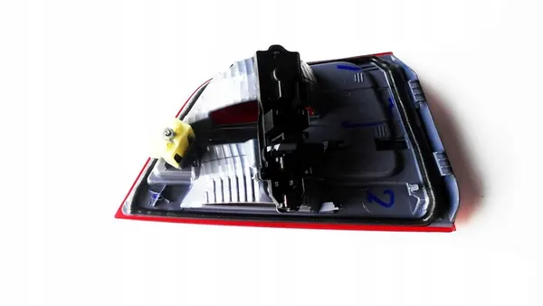 Luz trasera derecha del maletero BMW F25 X3 OEM image 6