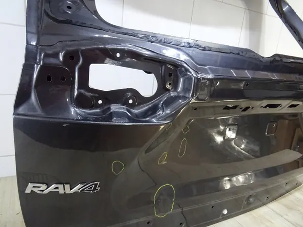 TOYOTA RAV4 V Heckklappe OEM image 7