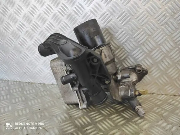 Oljefilterkylarbas OEM 152084648R för Fiat Talento image 3