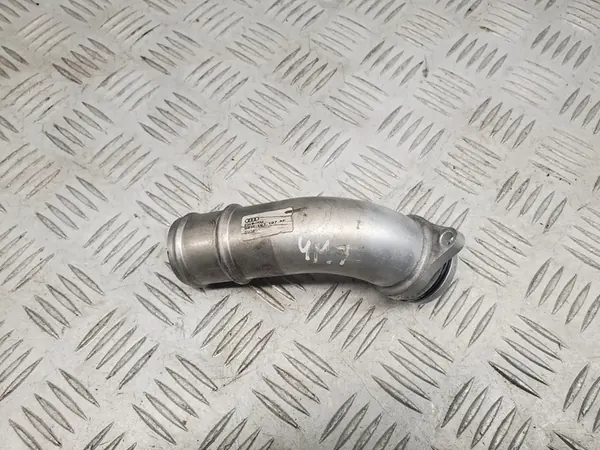 Audi Q7 4M Vesijäähdytyslinjat 06M121137AF image 3