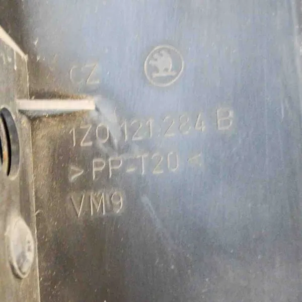 Kokonainen Etupää SKODA OCTAVIA II 1Z0121284B image 9