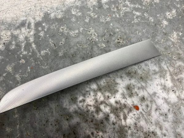 AUDI Q5 LIFT 8R MOLDURA DE ALUMÍNIO PORTA ESQUERDA DIANTEIRA QP8 8R0867409 image 2