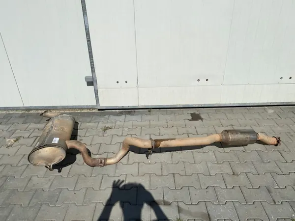 Keskimmäinen äänenvaimennin 2.0T 4xe Jeep Wrangler JL 2018+ image 3