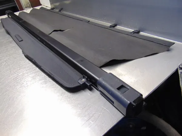 Estore de bagageira Mitsubishi Grandis OEM M6GGGYLEU1 image 7