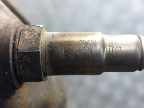 Catalyseur Audi A6 C5 2.4 V6 OEM 078906265M image 4