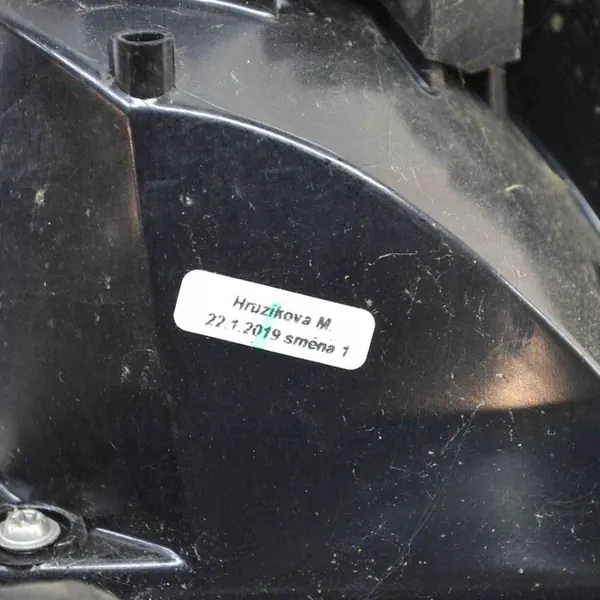 PEUGEOT 208 LIFT LUZ TRASERA DERECHA LED 9825601180 image 10