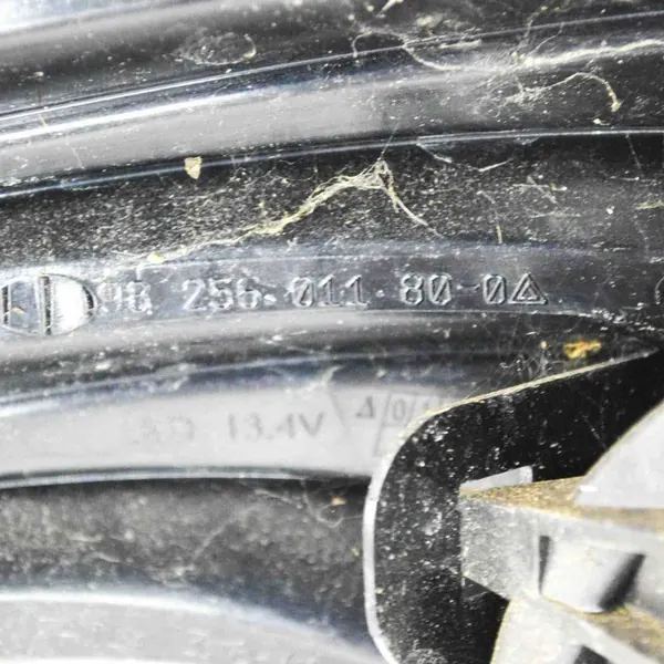 PEUGEOT 208 LIFT LUZ TRASERA DERECHA LED 9825601180 image 9