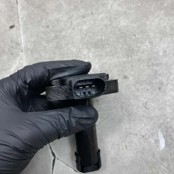 Volvo OE Öljytason anturi image 3