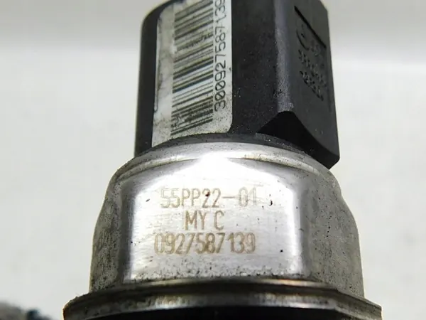 Brandstofinjectorrail Mercedes W176 W246 C117 X156 2.2 CDI image 10