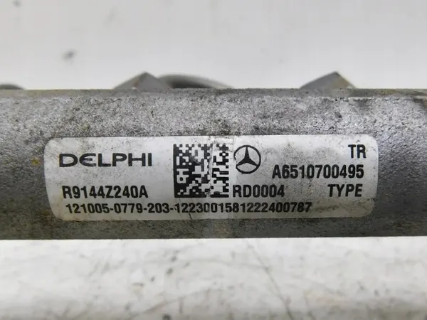 Brandstofinjectorrail Mercedes W176 W246 C117 X156 2.2 CDI image 3