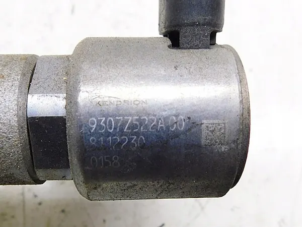 Brandstofinjectorrail Mercedes W176 W246 C117 X156 2.2 CDI image 4