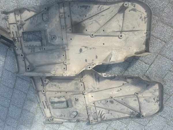 Lexus IS III chassis reinforcement triangle OEM image 2