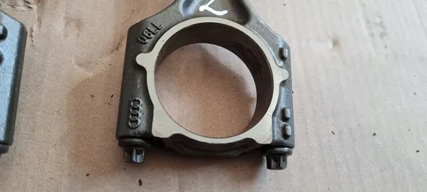 Audi Q3 F3 06K107065CC Kolv image 5