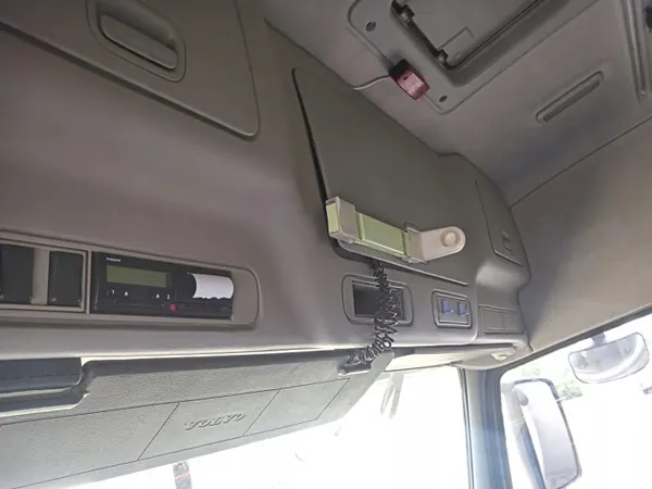 Volvo FM13 Complete Globetrotter Cabine OEM 85103667 image 6