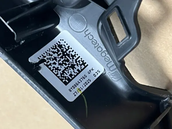 Enchufe USB Audi A3 8Y OEM 3G5035954A - Calidad original image 3