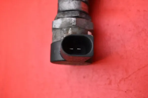 OEM 03L089N Einspritzschiene für VW Passat B7 2.0 TDI image 8
