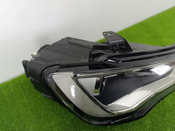 AUDI A3 8V Faro Derecho Bi-Xenón 12-16 image 2