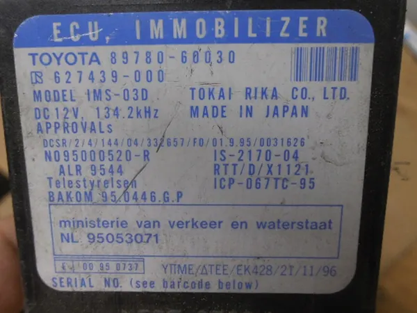 Módulo de controle ECU Toyota Land Cruiser 90 95 image 3