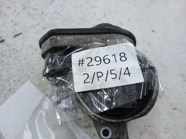 Spjällhus OEM 038128063G - Begagnad Volkswagen OE image 8