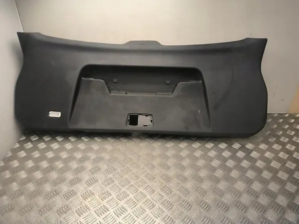 Painel de porta-malas Audi Q5 OEM 8MA867979 - Usado image 2