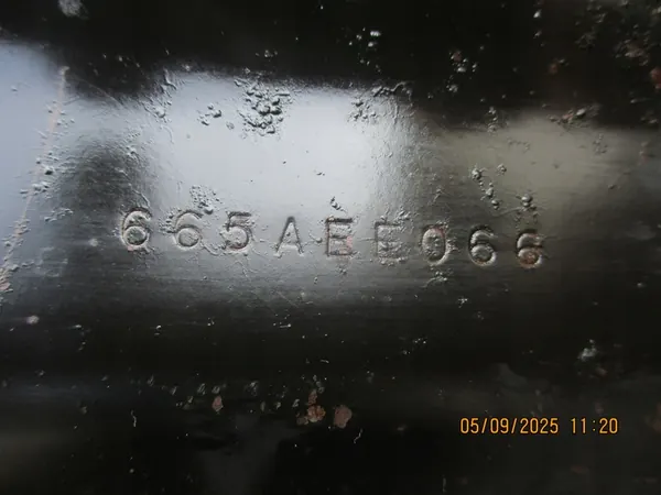 Dodge Caliber 06-13 Oljetunna 2.0 2.4 bensin OEM 4884665AE image 3