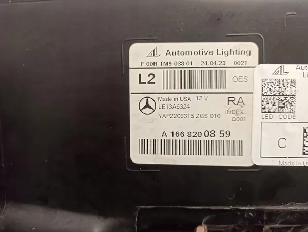 Rechter koplamp Mercedes GLE W166 + Bumpersteun image 10