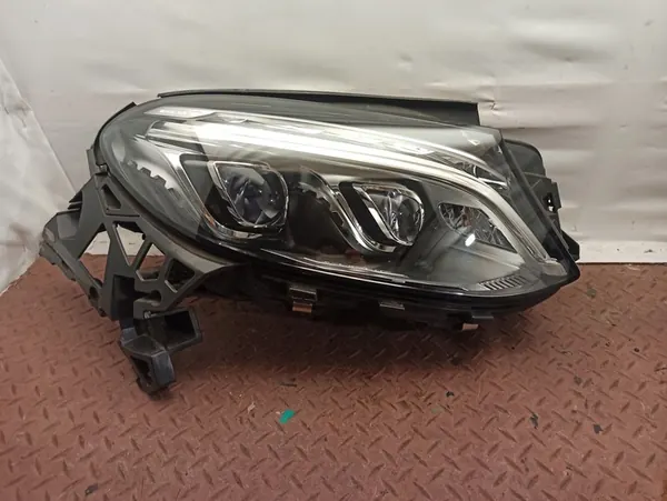 Rechter koplamp Mercedes GLE W166 + Bumpersteun image 3