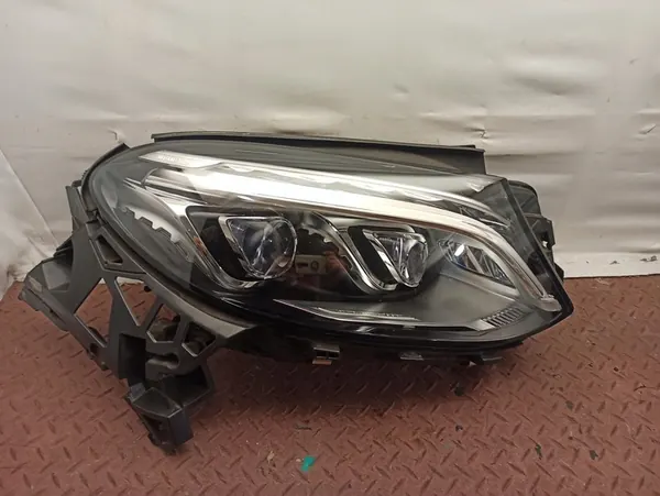 Rechter koplamp Mercedes GLE W166 + Bumpersteun image 7