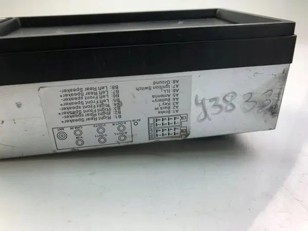 Écran de navigation Toyota Corolla OEM 7018B Occasion image 3
