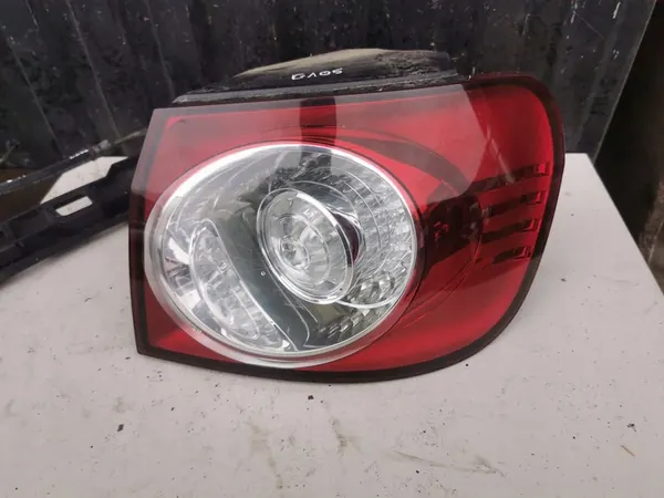 Höger baklykta Volkswagen Golf V Plus (2005-2008) image 2
