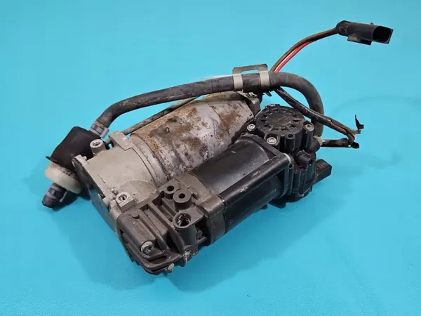 Bomba de suspensão Mercedes OEM A2123200404 image 2