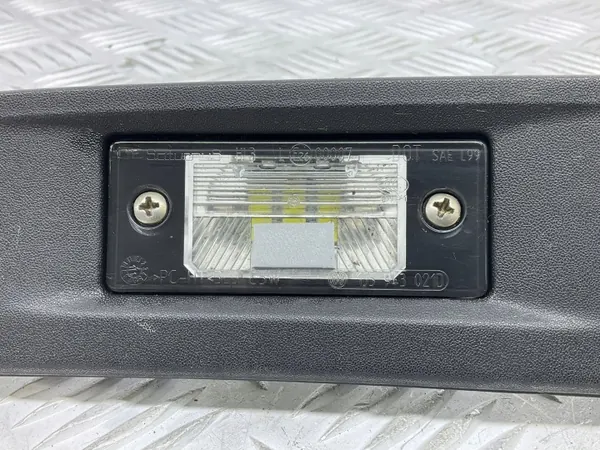OEM 5N0827335B dashboard lichtstrip voor VW Tiguan image 3