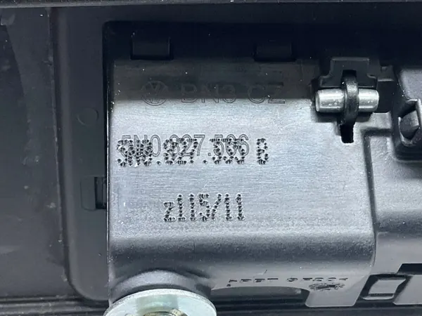 OEM 5N0827335B dashboard lichtstrip voor VW Tiguan image 6