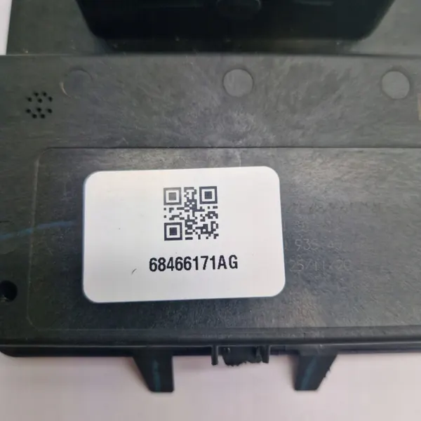 Módulo controle porta-malas Chrysler Pacifica OEM 68466171AG image 3