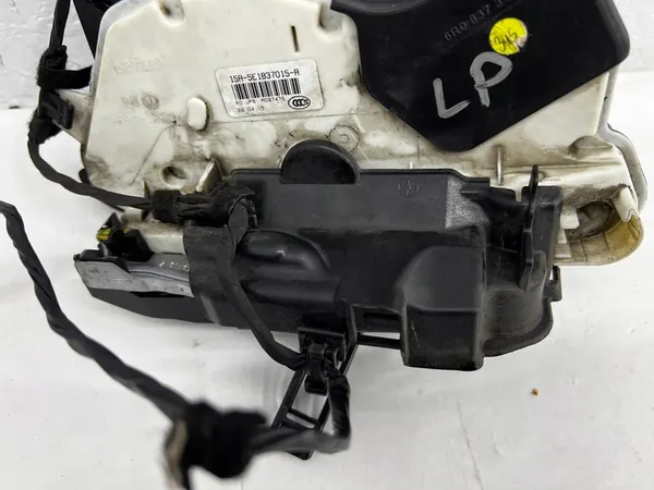 LINKER VORDERER TÜRSCHLOSS SKODA OCTAVIA III 5E1837015A image 5