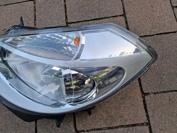 Vasen ajovalosarja Renault CLIO III 260607570R image 4