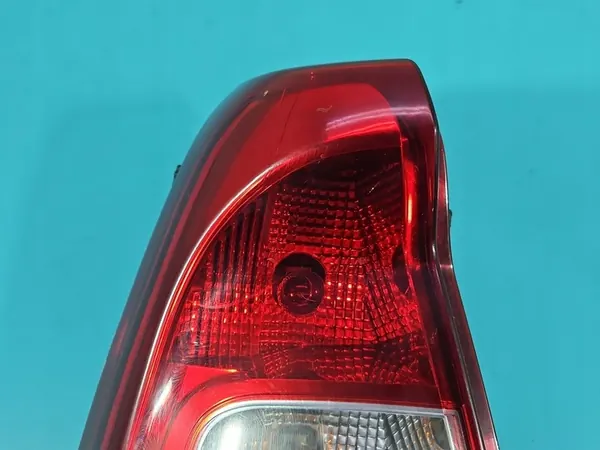 Luz Trasera Izquierda 08-14 Dacia Logan I 05-14 Sedan OEM image 3