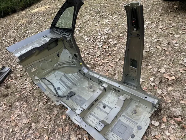 CITROEN C4 PICASSO II Vitre Quart Droite Avant Seuil image 5