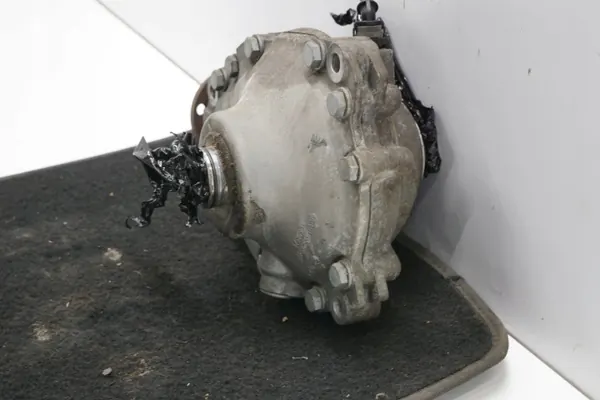 BMW X3 F25 3.73 växellådsreducerare OEM 7592001 image 4